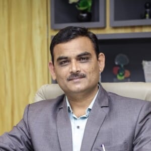 Dr Ramzan Khatik - Director 800 Pixel