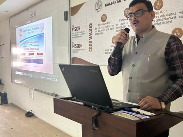 Introductory FDP on Universal Human Values (6)