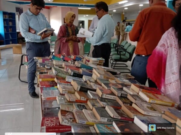 Book Exhibition-cum-Sale (5)